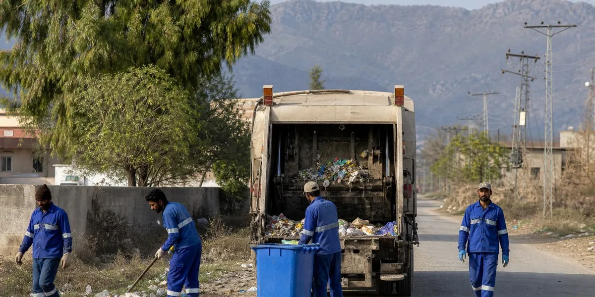Islamabad plans to launch a waste collection system in rural areas — Dawn