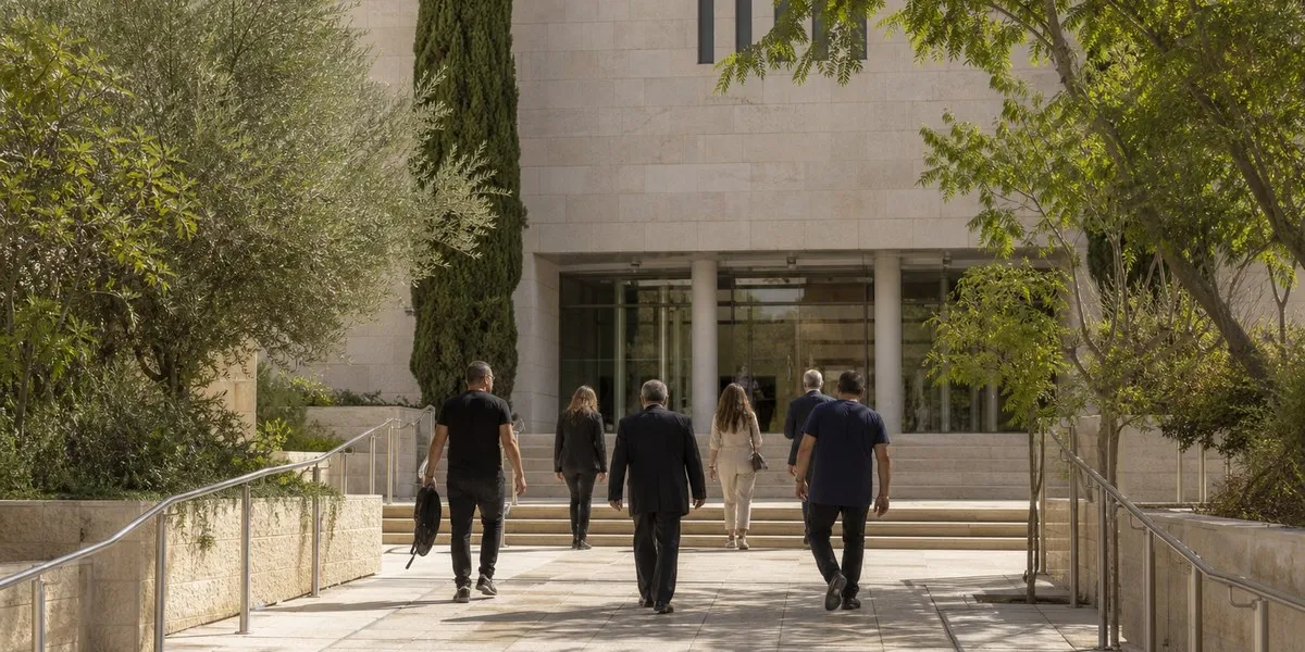 Sąd w Izraelu skierował koordynatora bezpieczeństwa do aresztu domowego — Jerusalem Post