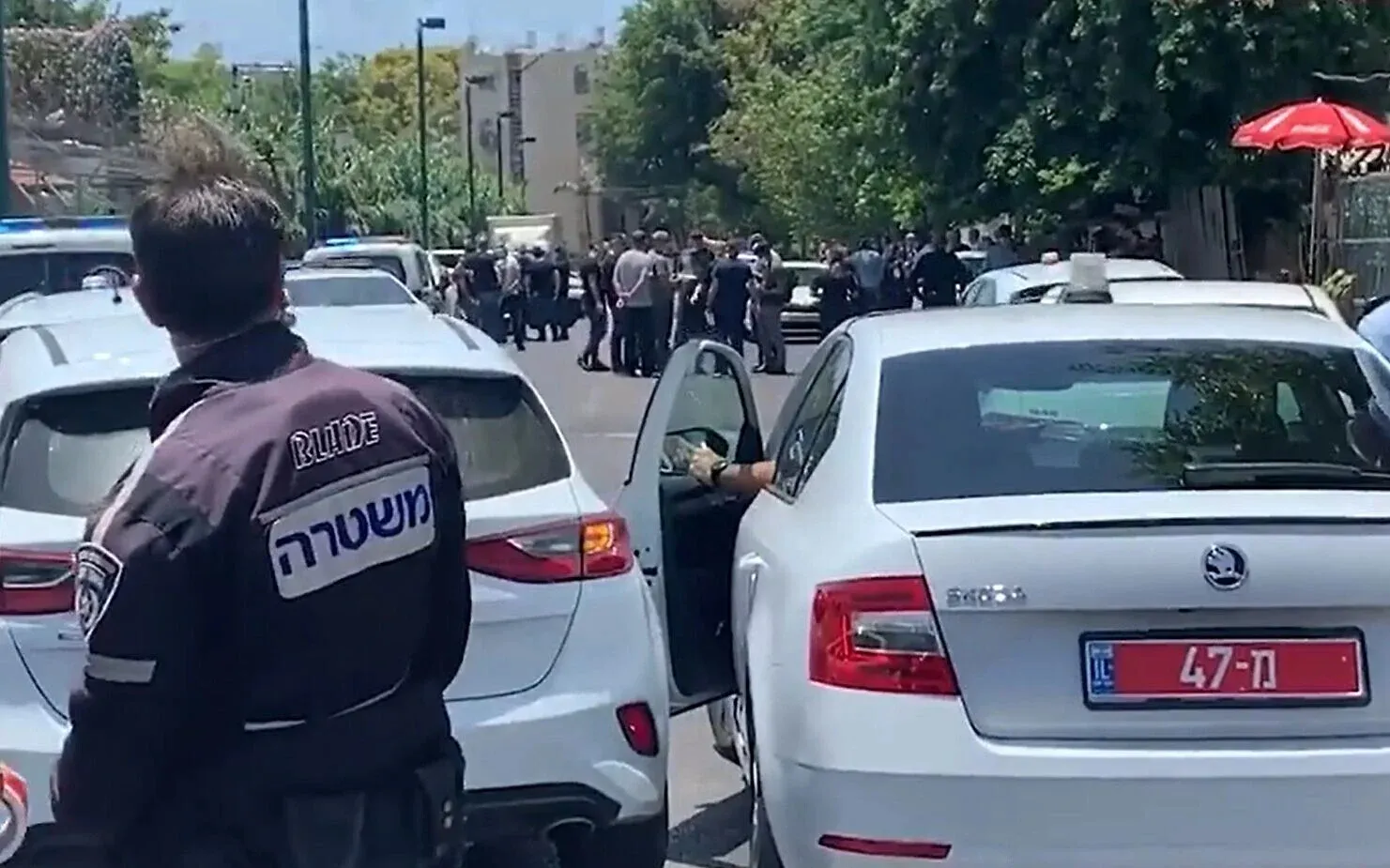 В израильском городе Яффа неизвестные застрелили мужчину и ранили его сына