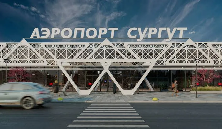 В ХМАО РФ из-за угрозы со стороны дронов впервые закрыли аэропорт Сургута
