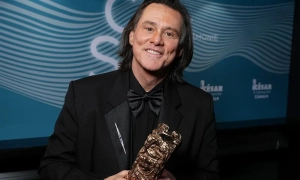 У Маріуполі росіяни знищили монументальні мозаїчні панно художників Баранника і Фатхі