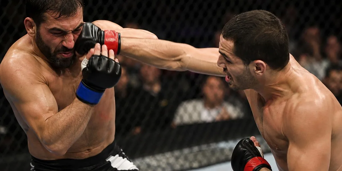 Джошуа Ван защитил титул UFC в наилегчайшем весе в Лос-Анджелесе — Channel NewsAsia