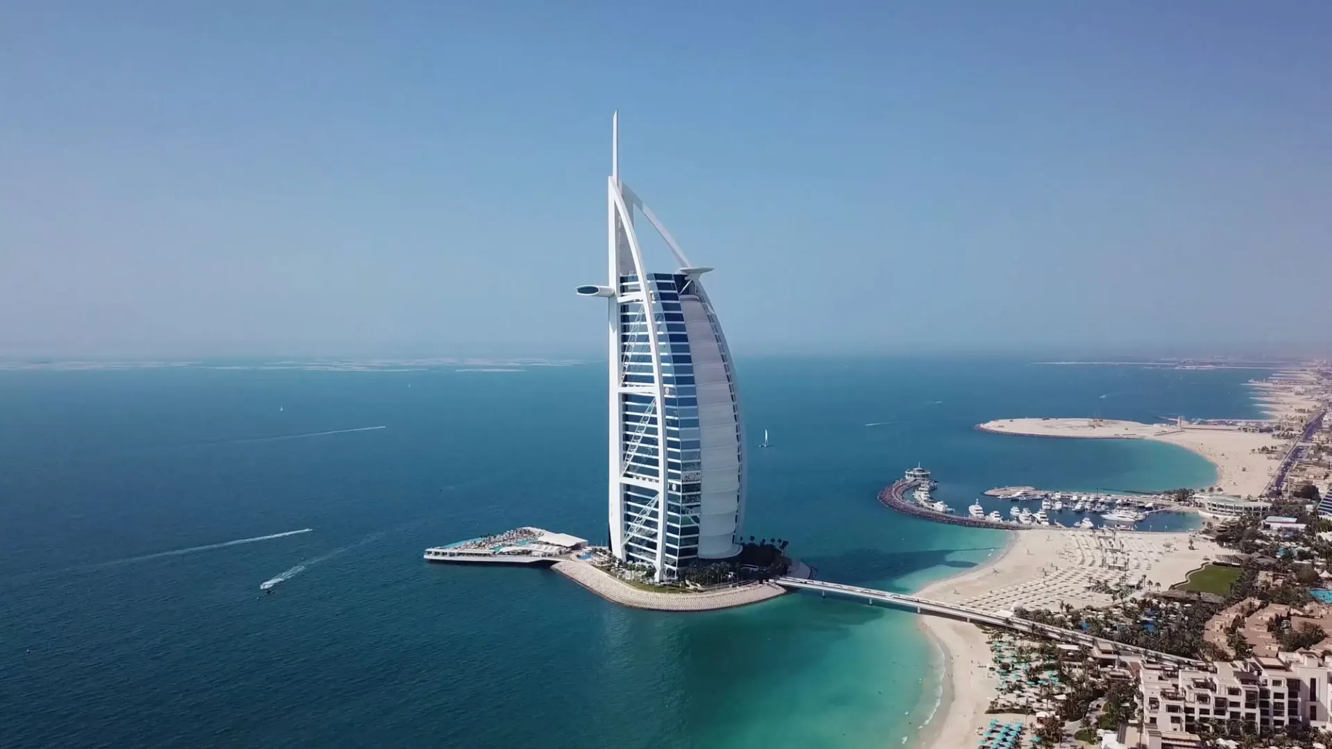 Готель Burj Al Arab у Дубаї закриють на першу масштабну реновацію