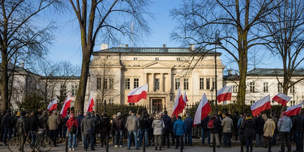 Prezes PiS Kaczyński przemówił na proteście przed Trybunałem Konstytucyjnym — Interia