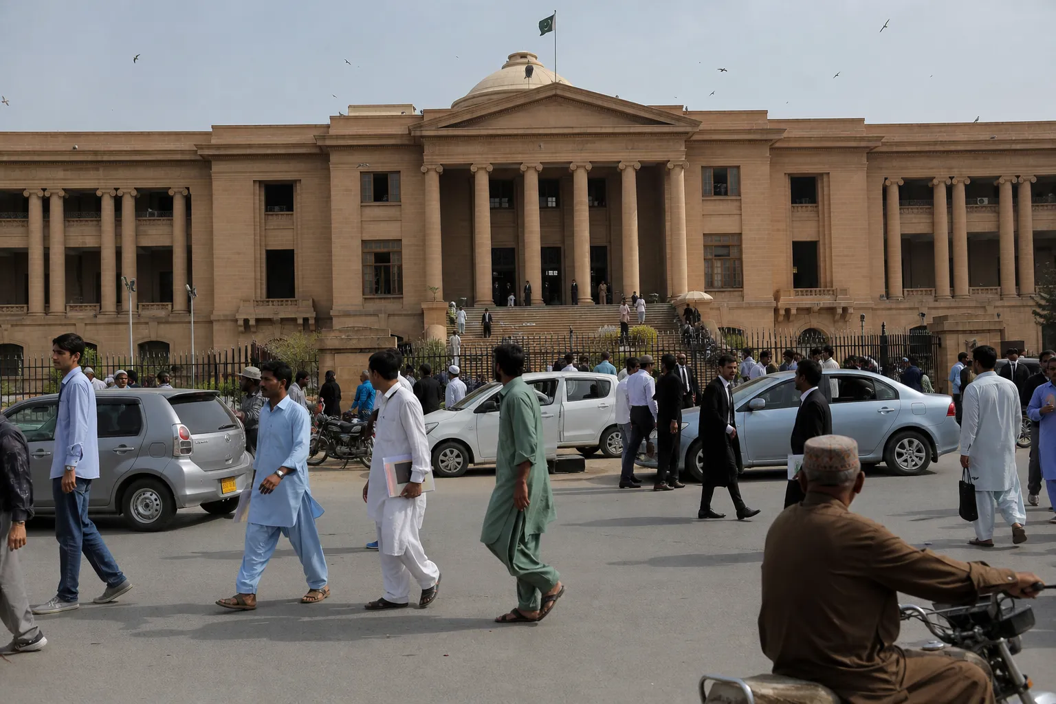 Karachi court remands six Jamaat-e-Islami activists in custody