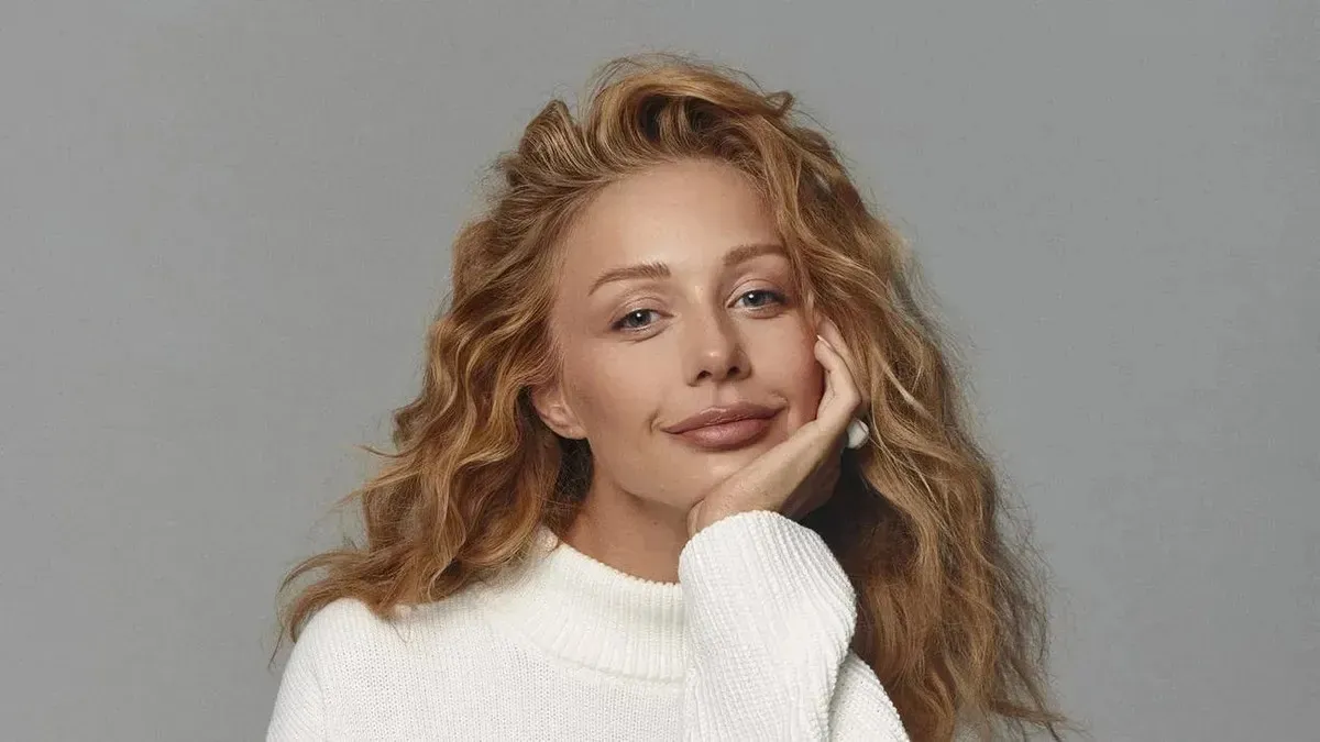 Тіна Кароль відреагувала на критику пісні про відсутність світла і тепла