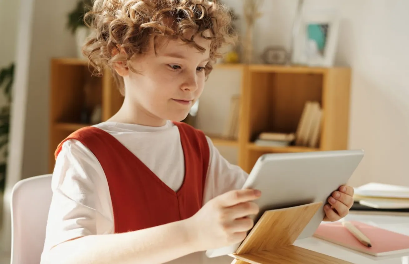 Що важливо перевірити перед купівлею планшета для дитини