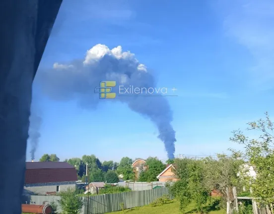 Фото: в РФ після атаки дронів спалахнула пожежа на одному з НПЗ Лукойла