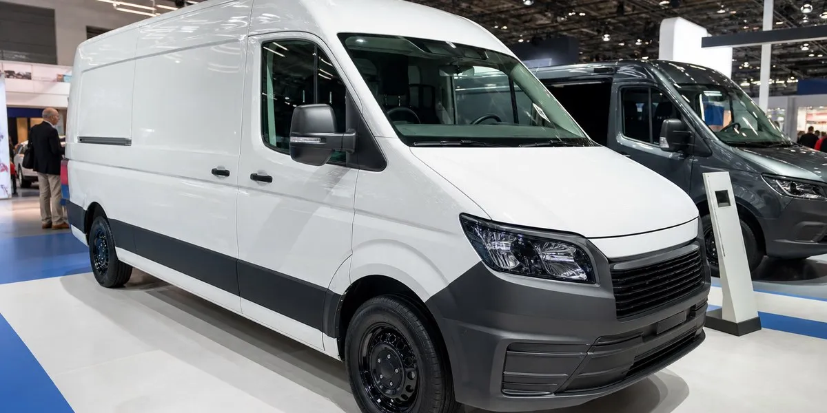 Kia представила в Германии электрический фургон PV7