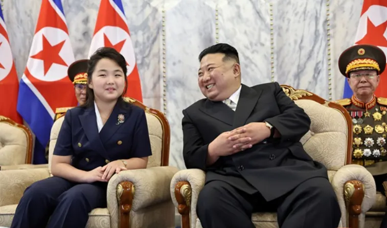 Донька Кім Чен Ина вперше відвідала державний мавзолей, можлива підготовка спадкоємиці