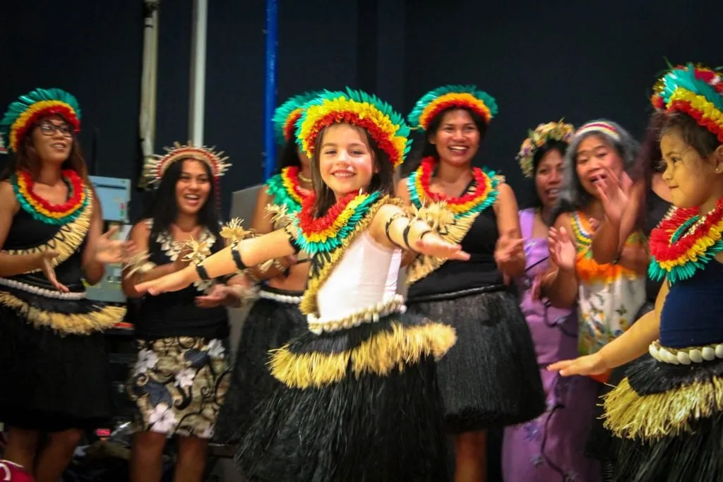 На островах Лайн першими на планеті зустріли Різдво (Фото)