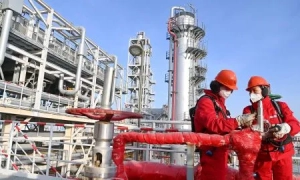 UE uwzględni w nowym pakiecie sankcji dwie chińskie rafinerie – Reuters