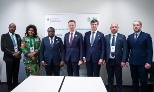 Безробіття в Україні зменшуватиметься швидше, ніж зростатимуть зарплати, - Нацбанк