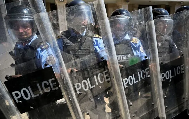 Протестні акції в Сербії: річниця трагедії спровокувала нові заворушення