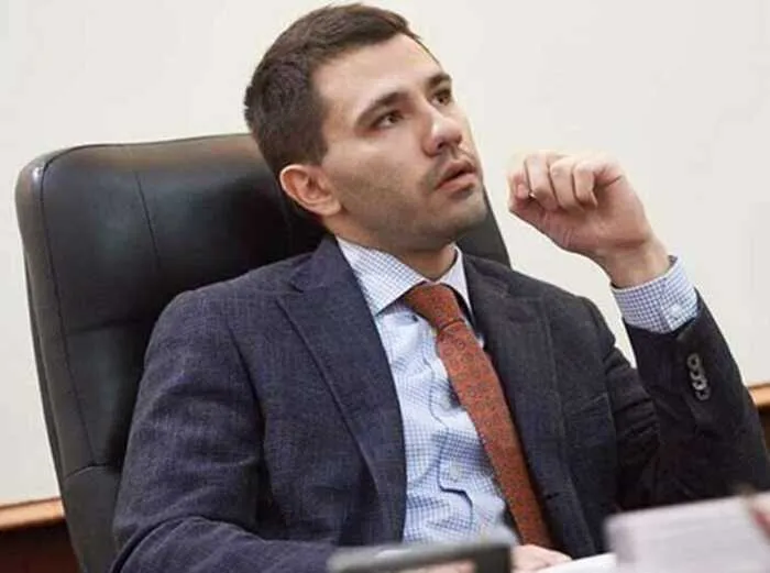 Тандем розрахунку: як Павло Барбул грабував оборонку під медійним куполом Любові Величко