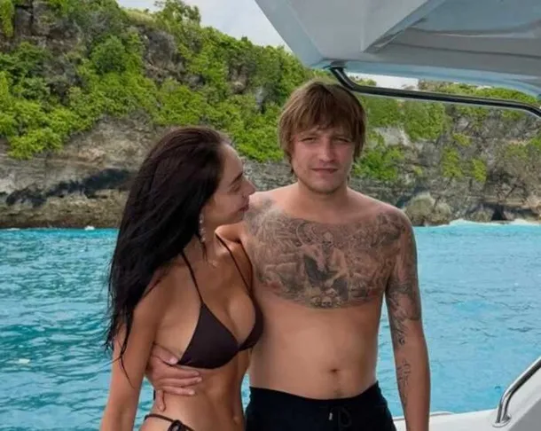 «Брудні мільйони» та закон бумеранга: Чому соцмережі не співчувають убитому на Балі королю «офісів»