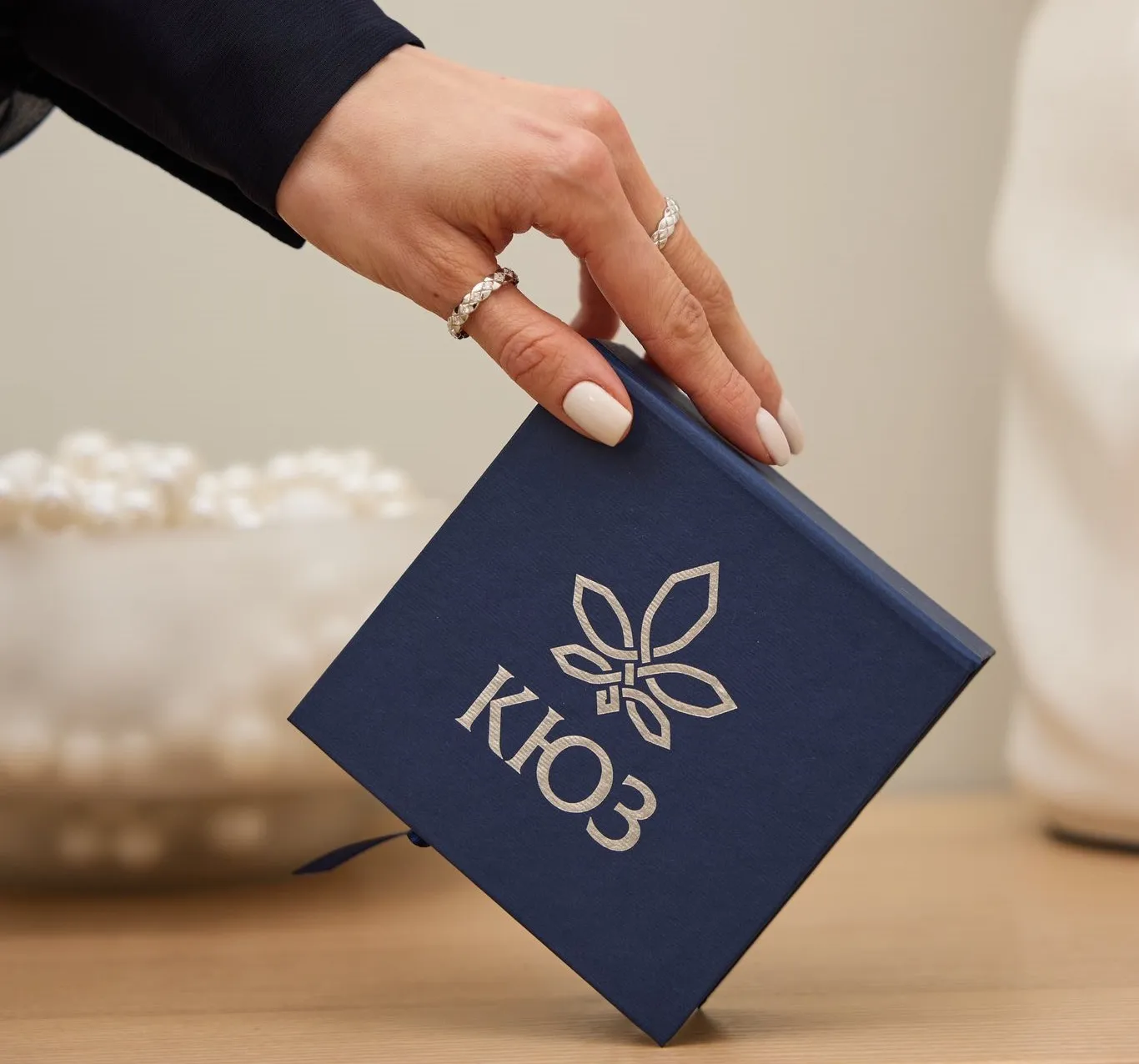 “Kyiv Jewelry Factory” and its “shadow army”: law enforcement seeks access to bank secrecy regarding financial operations of 50 sole traders