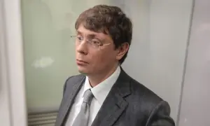 Суд оголосив вирок зраднику, який допомагав російському вторгненню у Крим