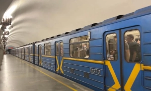 У Києві на 2 тижні обмежать рух Броварським проспектом