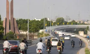 Shehbaz Sharif prowadzi posiedzenie bezpieczeństwa w Peszawarze — Dawn