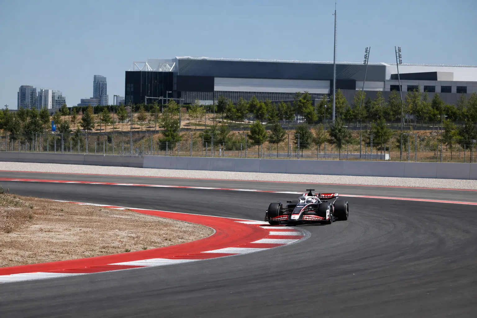 Lando Norris zdobył pole position do Grand Prix Hiszpanii w Madrycie