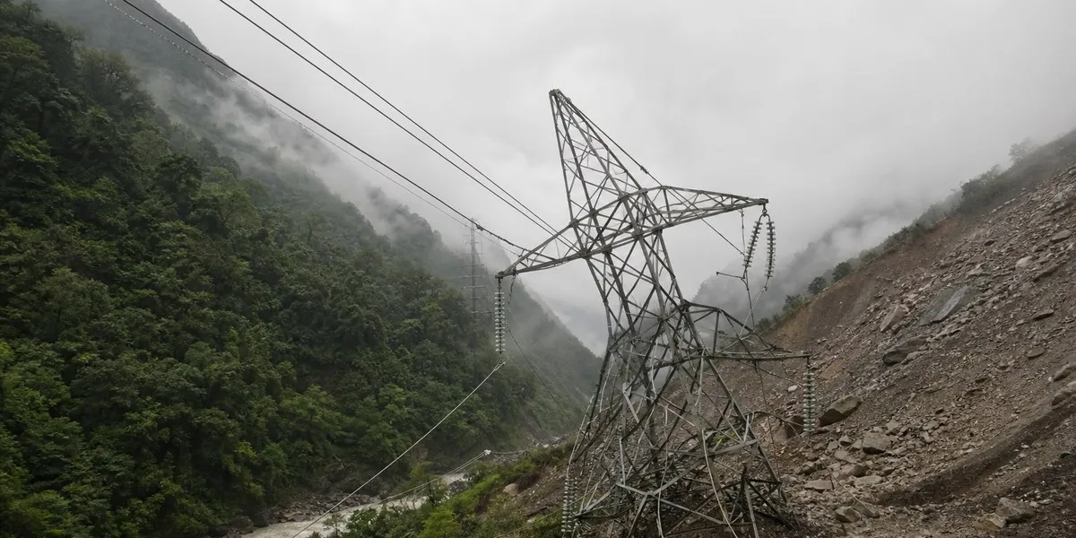 Osuwiska w Nepalu zatrzymały 12 elektrowni wodnych, straty w produkcji przekroczyły 790 MW — Kathmandu Post