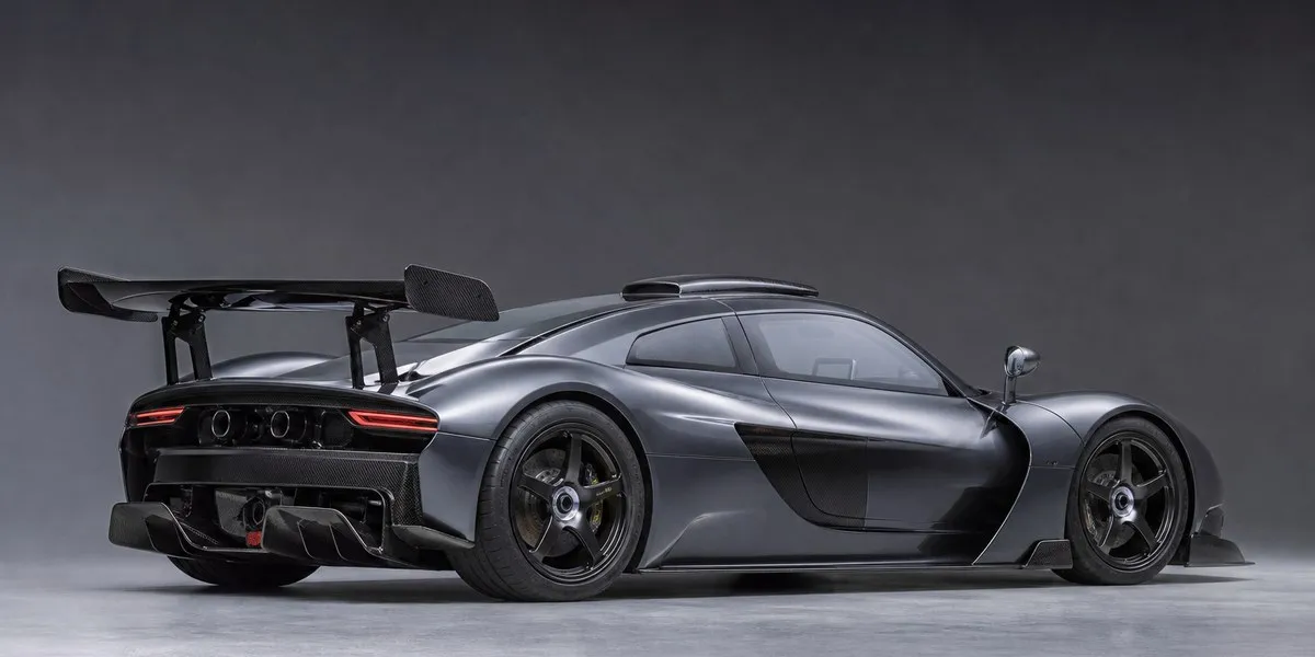 Lanzante показала пакет HDK для 95-59 с антикрылом McLaren F1 GTR — Motor1