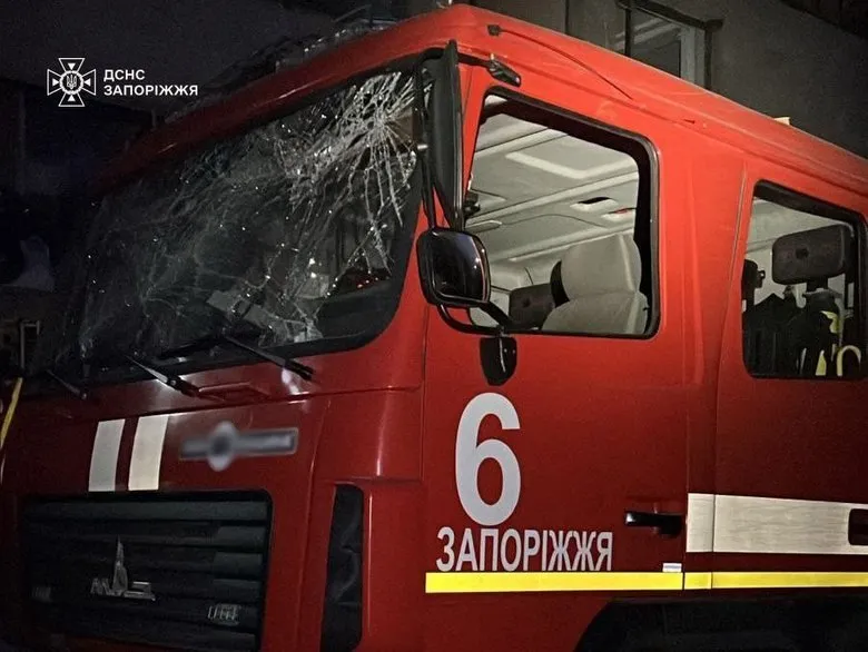 Росіяни підступно вдарили по рятувальниках у Запоріжжі Росіяни підступно вдарили по рятувальниках у Запоріжжі