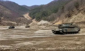 В Польше объяснили, почему помогают Украине в борьбе с Россией