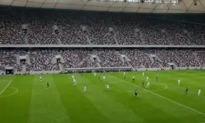 伦斯特从0比13落后逆转，以24比18击败明斯特赢得URC德比 — BBC Sport