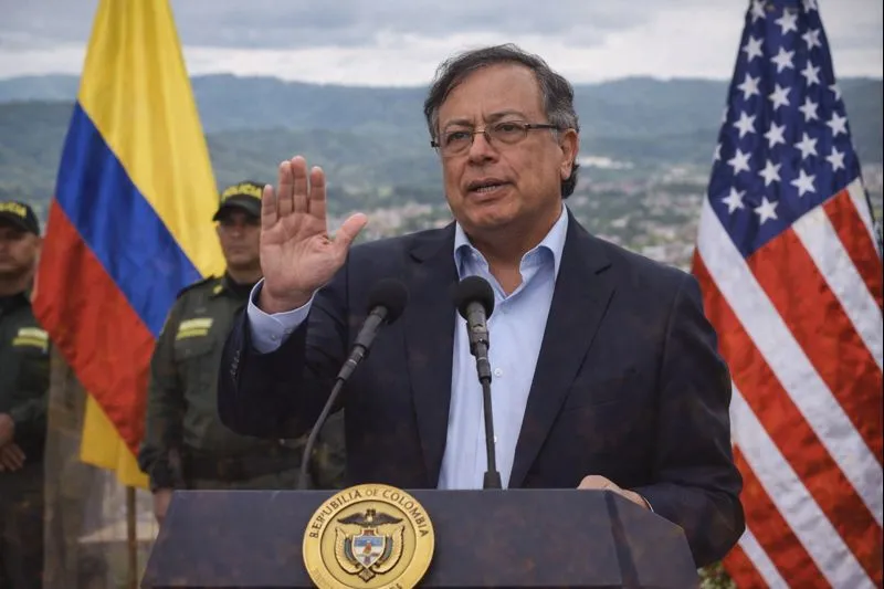 Колумбия сохраняет осторожность на фоне угроз со стороны США