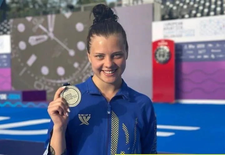 Президент України позбавив стипендій двох спортсменок