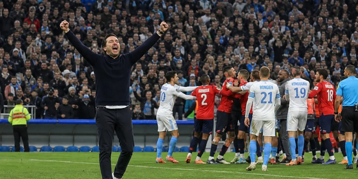 Sky Sports News：巴黎FC主帅利亚姆·罗西尼尔在对阵斯特拉斯堡后引发冲突