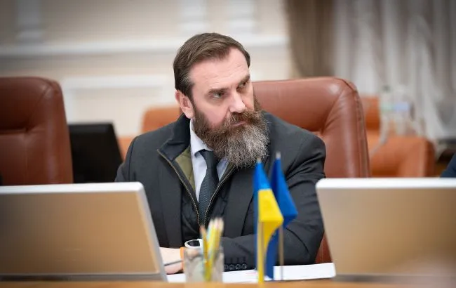 The Ministry of Education and Science is reassuring the public regarding students' departure