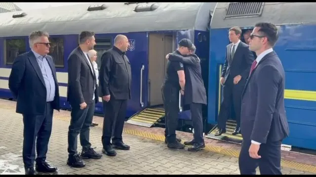 С Виткоффом и Кушнером в Киев приехали несколько профессиональных переговорщиков США