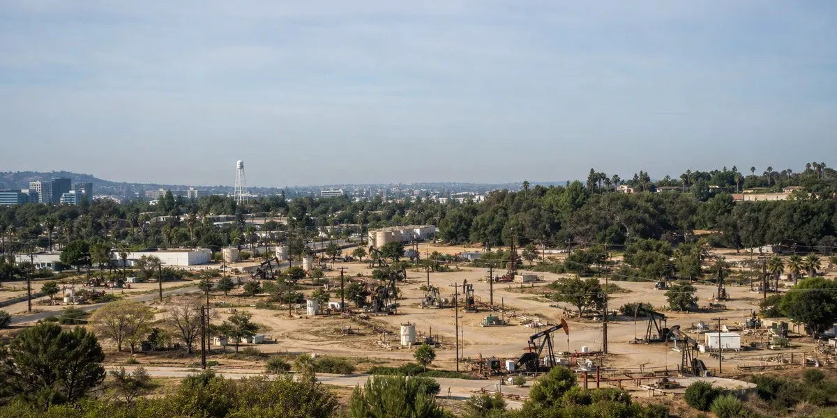 Los Angeles rozważa zakaz wydobycia ropy — Deutsche Welle