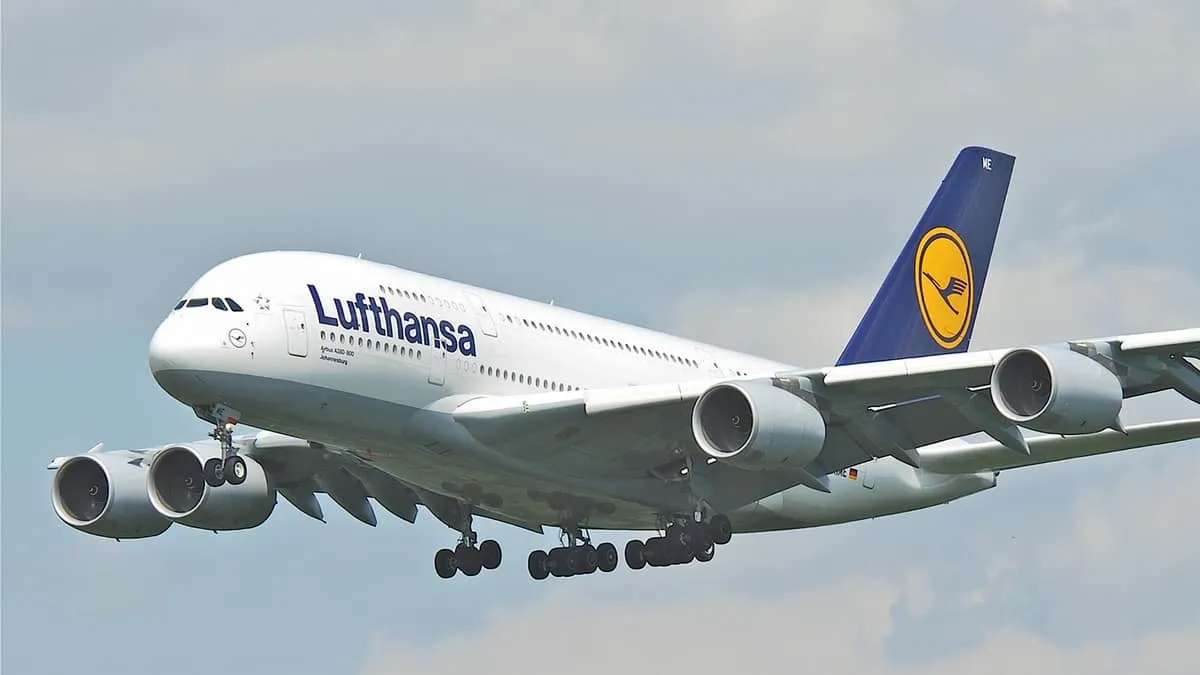 Lufthansa розкритикувала пілотів через страйк, що загрожує тисячам пасажирів
