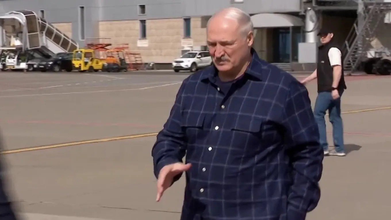 Lukashenko flew to meet with Putin on the day Zelenskyy’s ultimatum regarding the relay stations expired