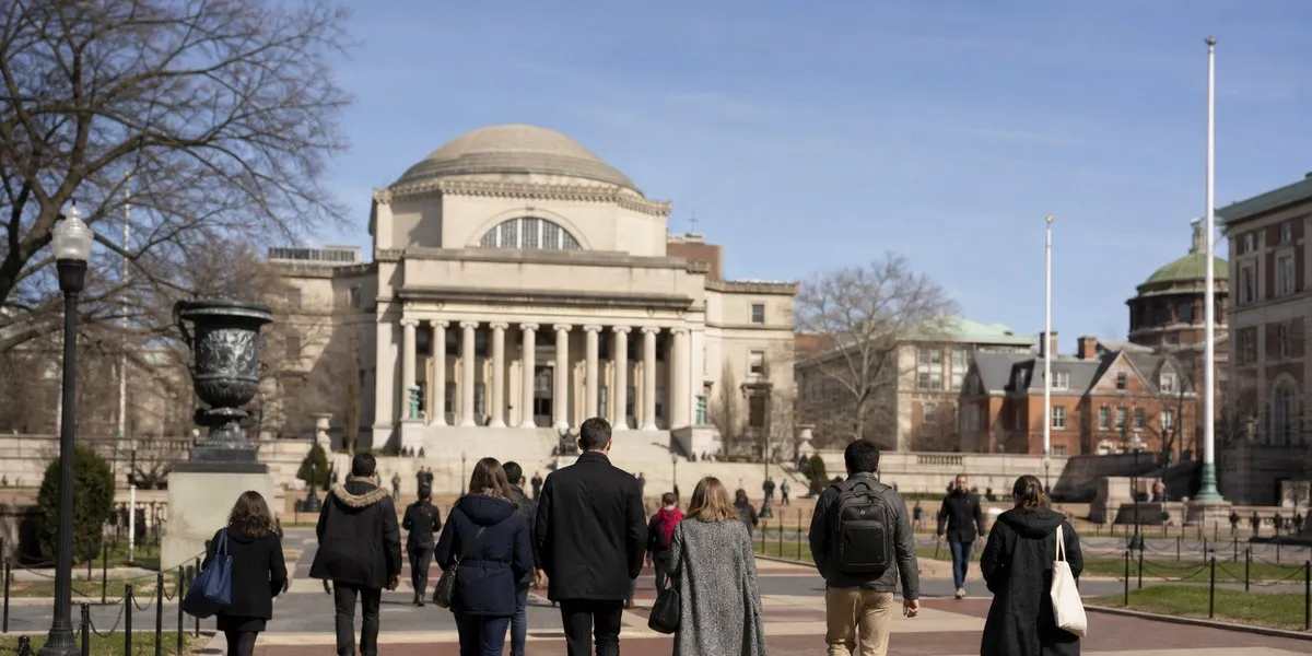Aktywista Mahmoud Khalil wrócił na Uniwersytet Columbia — Asharq Al-Awsat