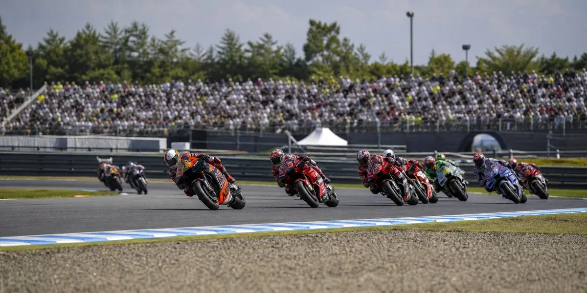 Marc Marquez wygrał w Japonii i zmniejszył stratę do 2 punktów — BBC Sport