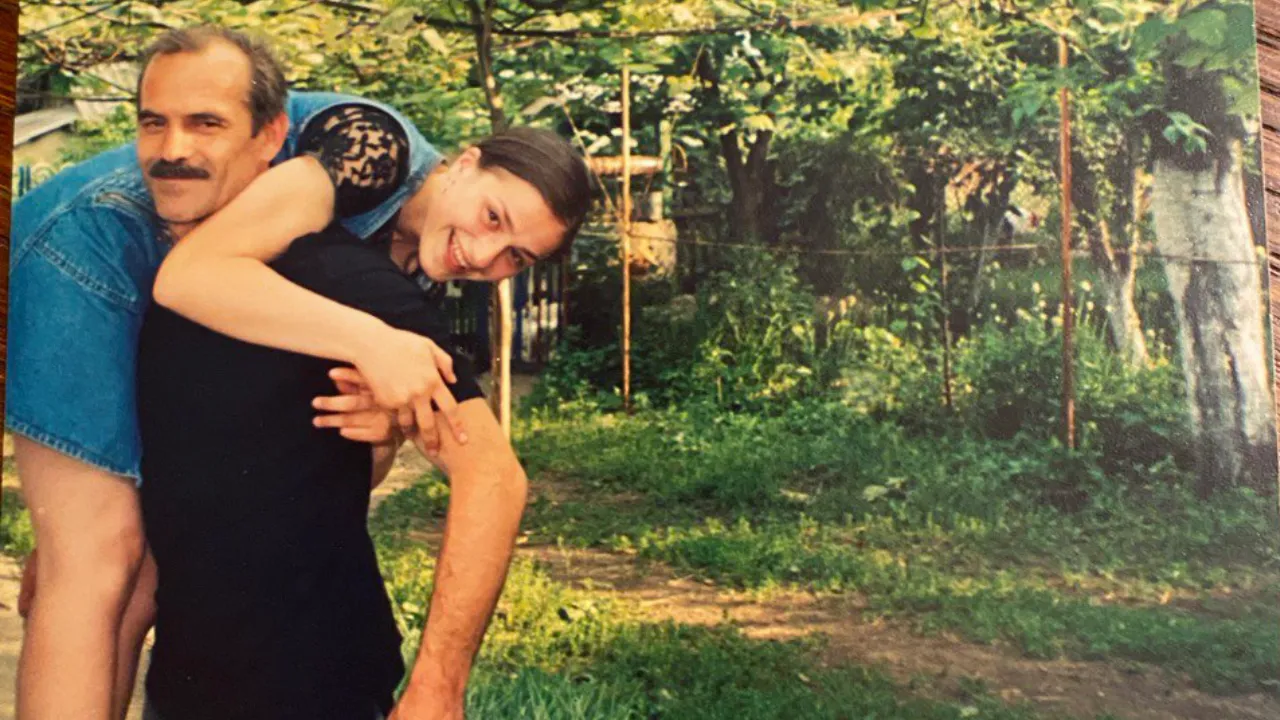 Марта Адамчук презентує емоційний трек «Father»