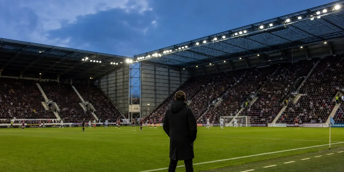 McInnes czuje się winny po odejściu z Hearts przed powrotem — BBC Sport