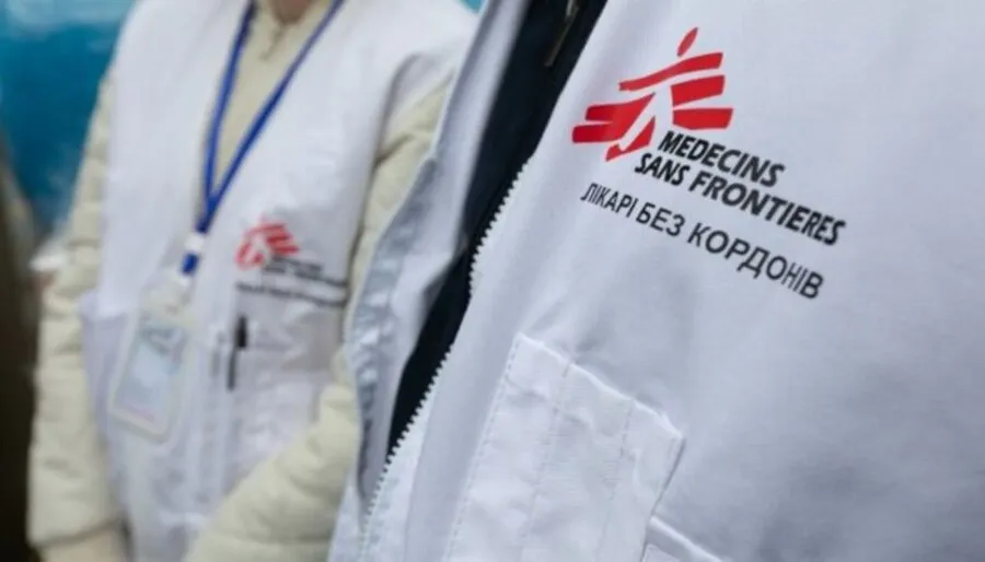 Лікарі MSF і українські медики врятували поранених після атаки на автобус ДТЕК