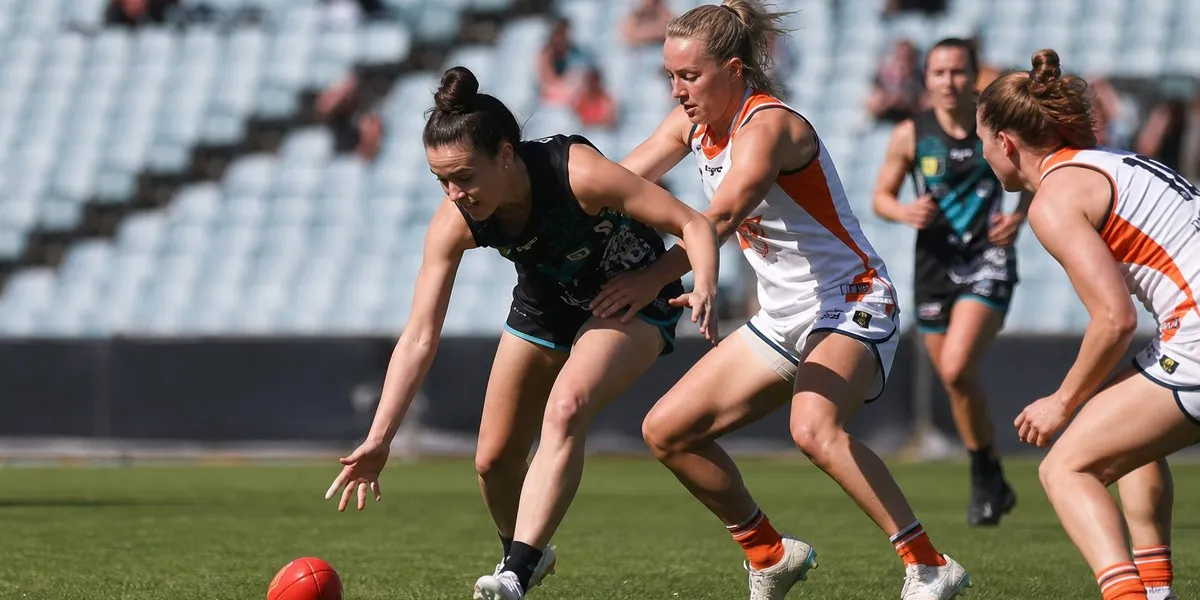 Melbourne tops AFLW after victory over Carlton — ABC News Australia