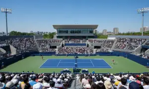 Теннисист Джокович победил Зверева в четвертьфинале ATP 500 в Пекине — Interia Sport