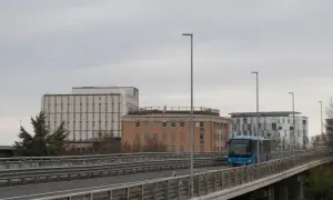 У Польщі спір щодо готівкових дарунків застряг у Конституційному трибуналі — Interia