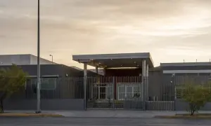 加纳银行警告：损毁塞地将被追责