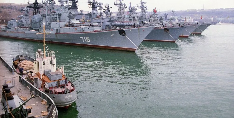 рф екстрено маскує логістику Чорноморського флоту у Новоросійську, — партизани