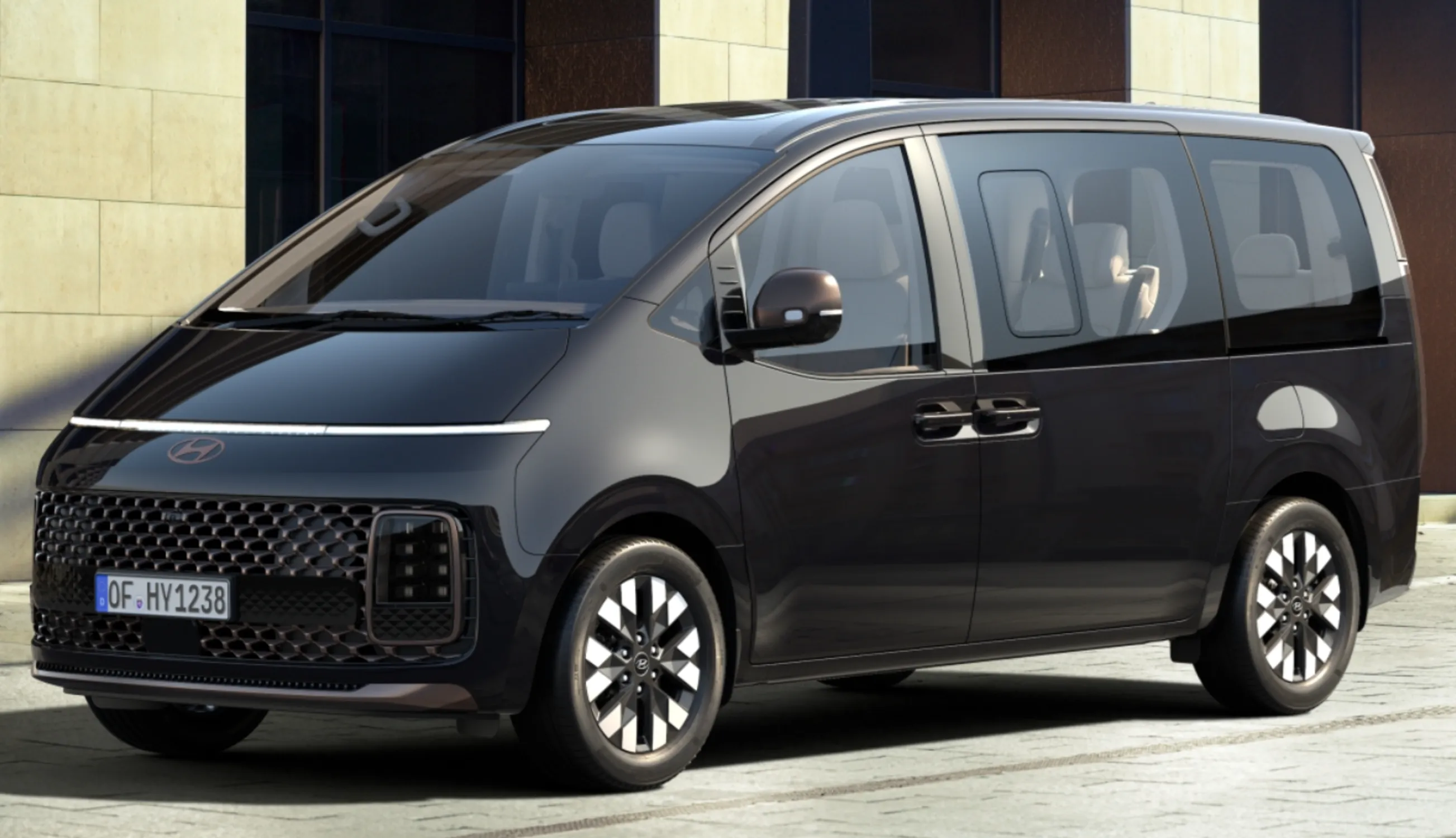 Філія «Енергоатома» замовила автівки у найвищій комплектації на ₴6,81 млн