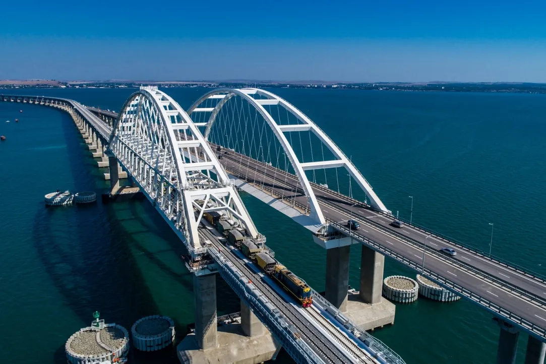 Росія готує ключові мости до можливих ударів України